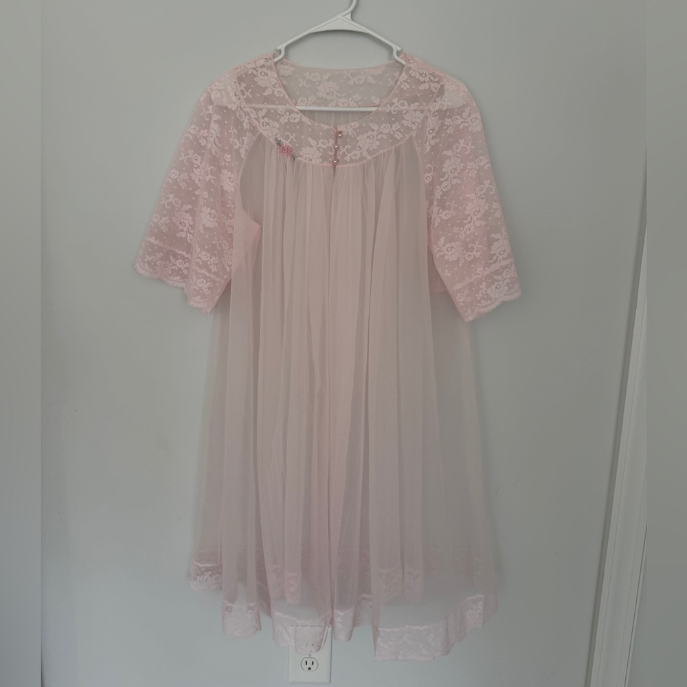 Shadowline VTG Sleeping Gown